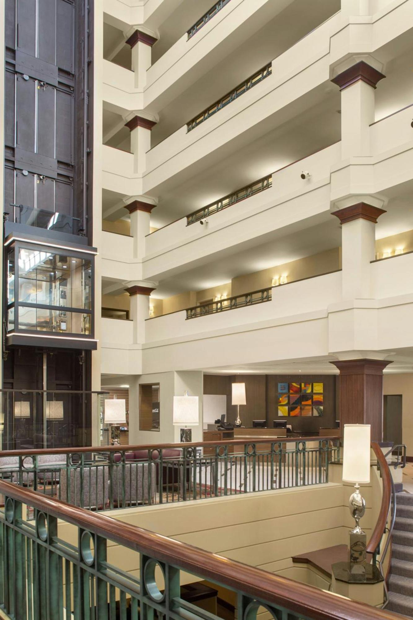 Sheraton Suites Akron Cuyahoga Falls Exterior foto