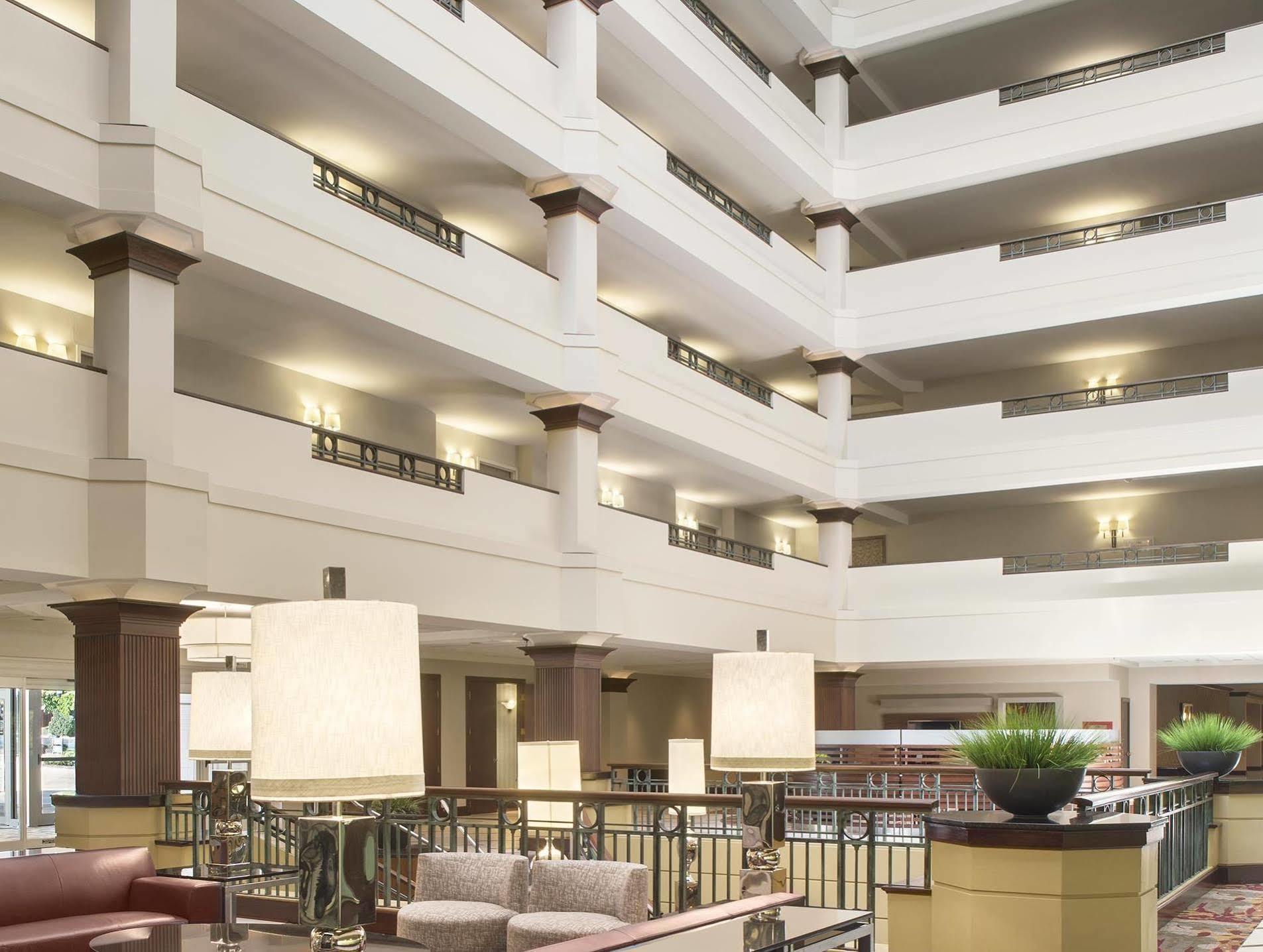 Sheraton Suites Akron Cuyahoga Falls Exterior foto